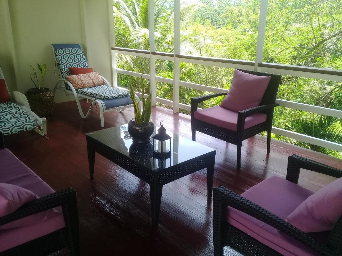 Royal Escape - 1 Hotell Anse La Raye Exteriör bild