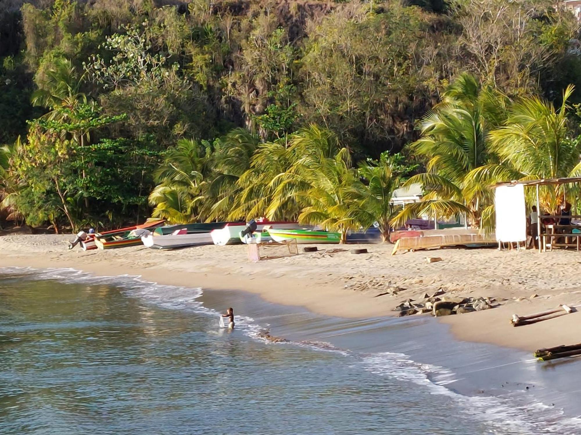 Royal Escape - 1 Hotell Anse La Raye Exteriör bild